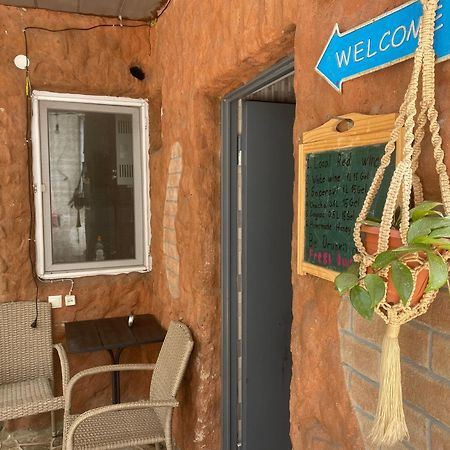Hillside Guesthouse Боржоми Экстерьер фото