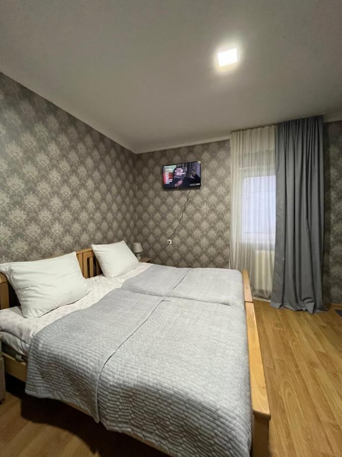 Hillside Guesthouse Боржоми Экстерьер фото