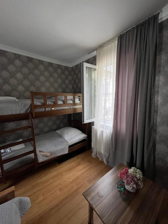 Hillside Guesthouse Боржоми Экстерьер фото