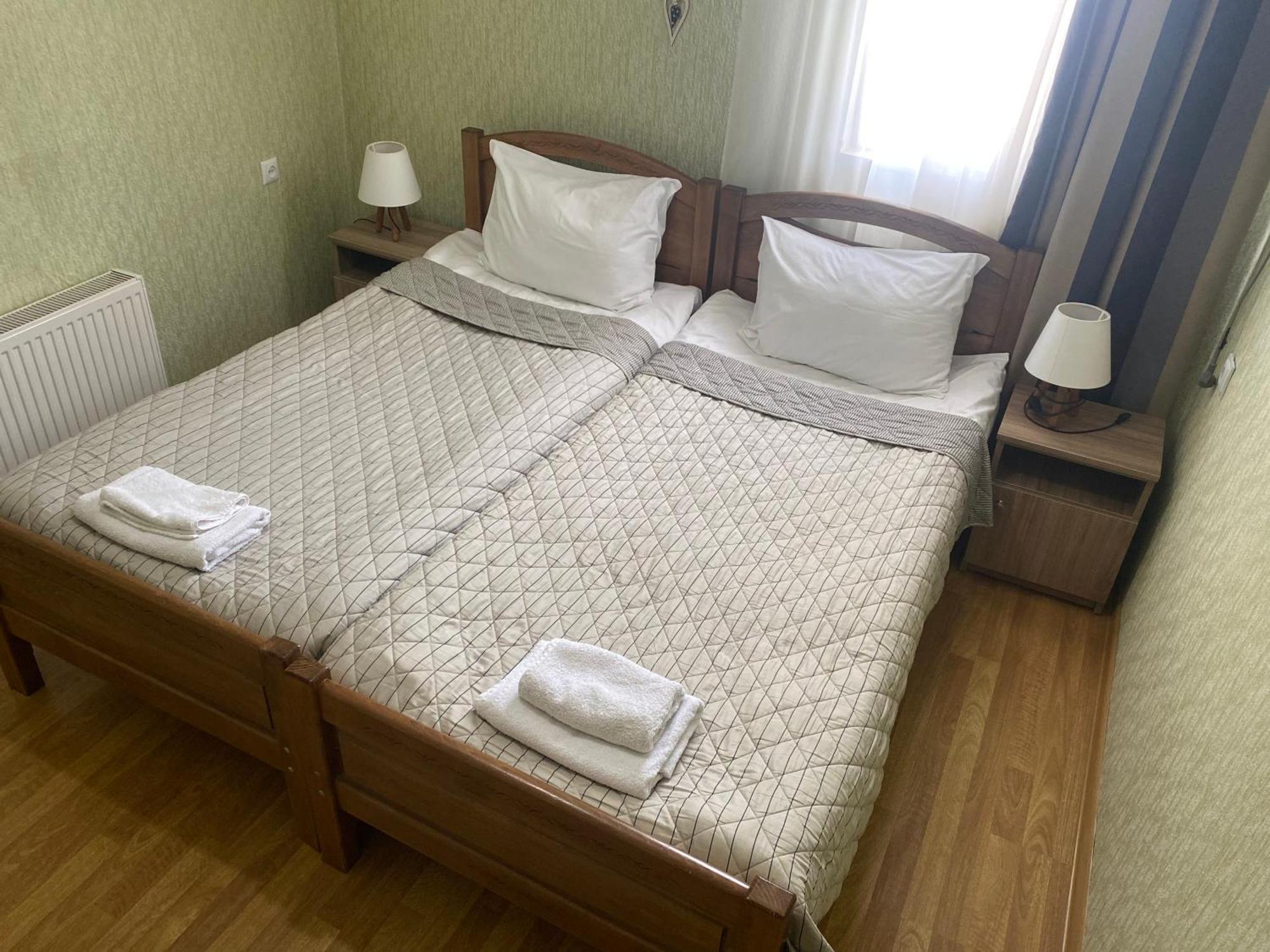 Hillside Guesthouse Боржоми Экстерьер фото